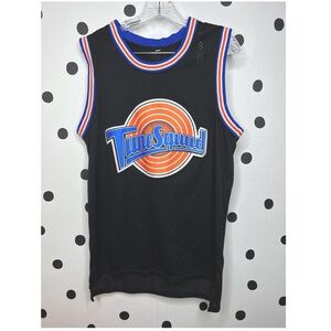 NWOT TUNE SQUAD JERSEY #23 size medium